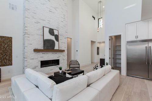 4007 34th St, Phoenix AZ  85040-1820 exterior