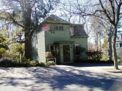 37 Perkins St, Newton, MA 02465-2302