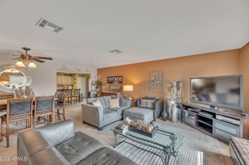 4612 Cheyenne Dr, Phoenix, AZ 85044-1614