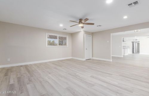 7332 17 Ave, Phoenix AZ 85085-6300 exterior