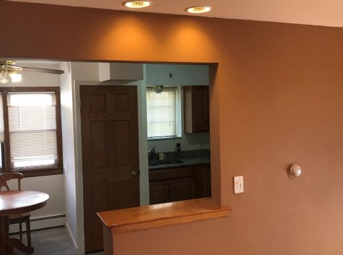 2248 Oak Park Ave, Forest View, IL 60402-2266