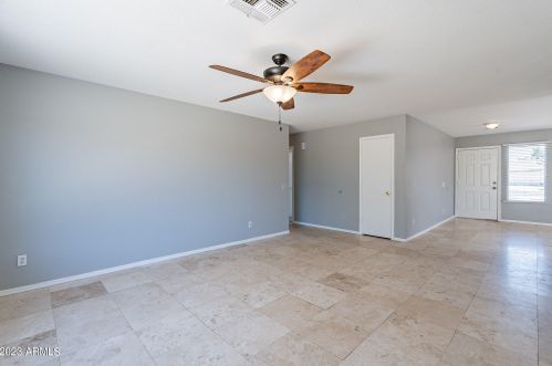 6838 42nd Way, Phoenix AZ  85042-5211 exterior