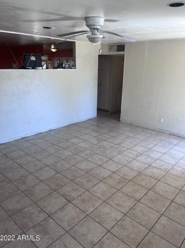 5138 Catalina Dr, Phoenix, AZ 85031-3934