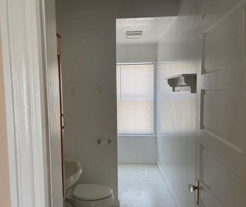 18 Ames St, Worcester MA 01610-2001 exterior