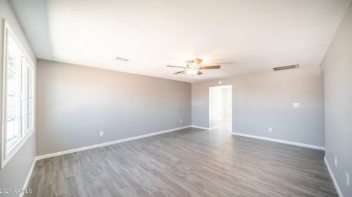 13401 36th St, Phoenix, AZ 85032-6164
