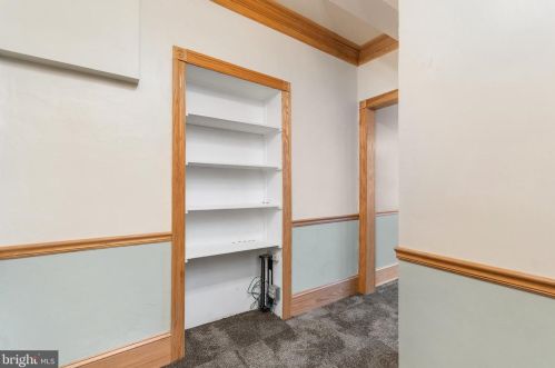 48 Newton Ave, West Deptford NJ 08096-4610 exterior