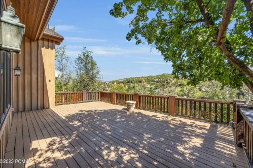 3341 Buckboard Dr, Park City UT 84098-5304 exterior