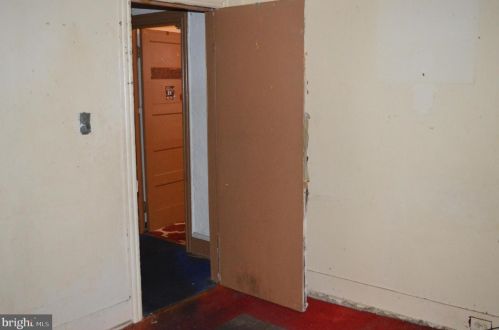 4458 20 St, Philadelphia PA 19138-2902 exterior