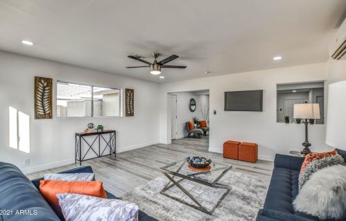 116 El Camino Dr, Phoenix AZ 85051-9123 exterior