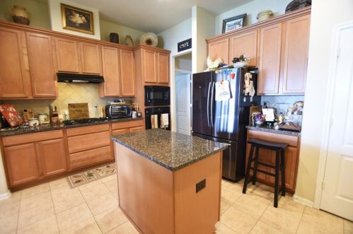 9103 Bonbrook Bnd Ln, Richmond TX 77469-4730 exterior