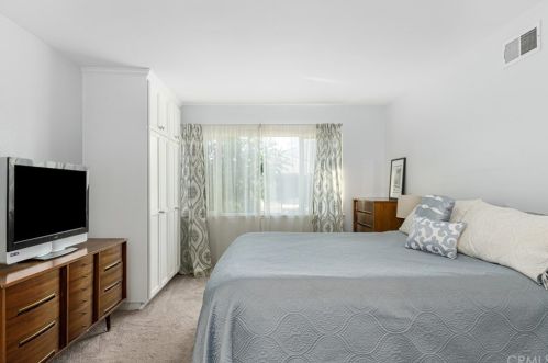 4042 Glenwood St, Irvine CA 92604-2223 exterior