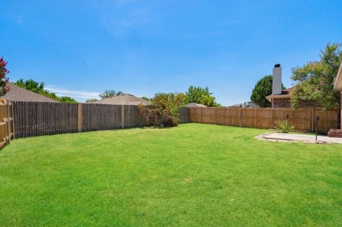 1705 White Mountain Way, Princeton TX 75407-2699 exterior