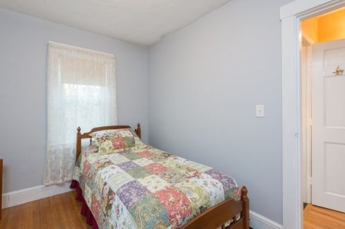 24 Volusia Rd, Hingham MA 02043-3041 exterior