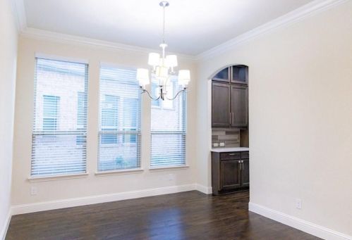 7959 Southfork Bnd, Irving TX 75063-4527 exterior