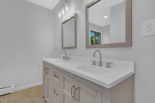 1120 Farmingdale Rd, Jackson Twp NJ  08527-1380 exterior