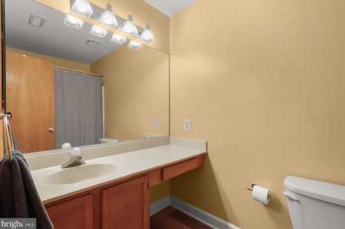 9757 Polished Stone, Columbia MD 21046-2802 exterior