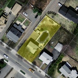 293 River St, Newton MA  02465-1437 aerial view