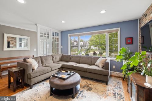 12 Beech Pl, West Deptford NJ 08096-3312 exterior