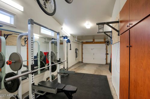 2728 Amelia Ave, Phoenix AZ 85033-3405 exterior