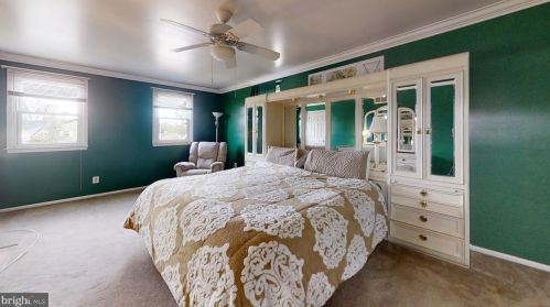 111 Hampshire, West Deptford NJ 08096 exterior