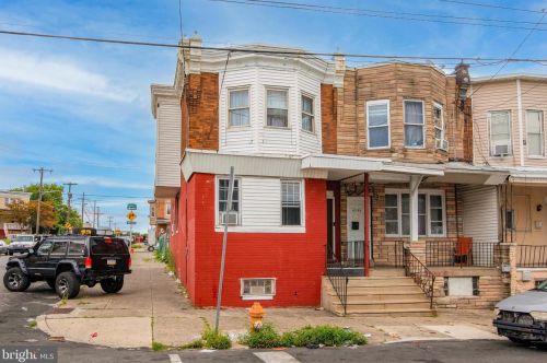 4265 6th St, Philadelphia, PA 19140-2539