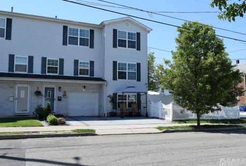 65 Holly St, Carteret NJ  07008-2451 exterior