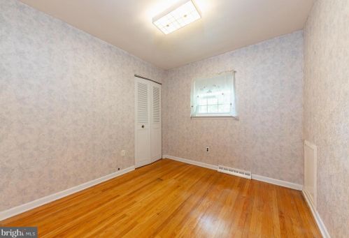 605 Chestnut Ave, West Deptford NJ 08097-1603 exterior