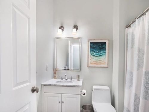 4 Sayles Rd, Hingham MA 02043-2678 exterior