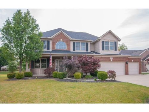 15271 Scarlet Oak Trl, Cleveland, OH 44149-4880