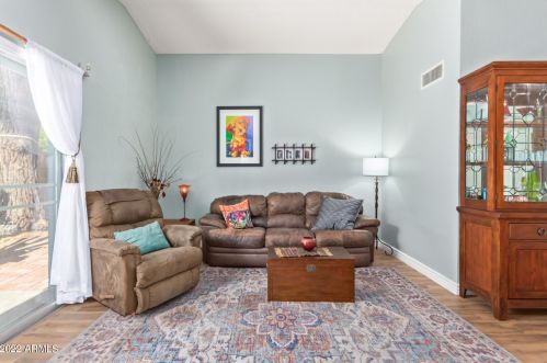 508 Campo Bello Dr, Phoenix AZ 85032-2218 exterior