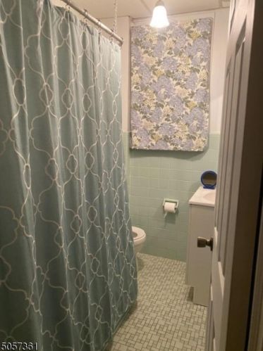 103 Overlook Ave, Belleville NJ 07109-3316 exterior