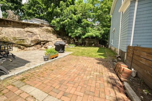 11 Madison Ave, Beverly MA 01915-3548 exterior