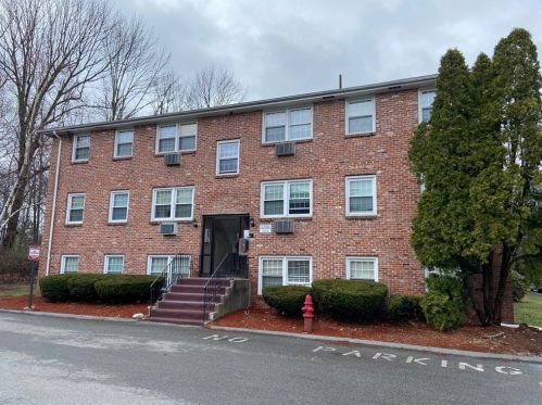 50 Danbury Dr, Methuen MA 01844-2560 exterior