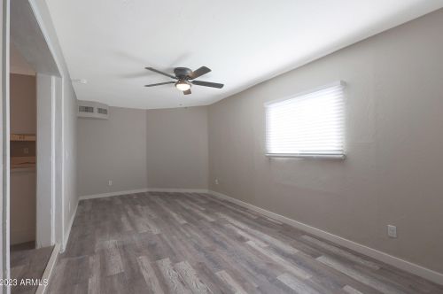 3018 81st Ave, Phoenix AZ  85033-4702 exterior