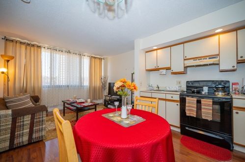 70 Southbridge St, Worcester MA 01608-2000 exterior