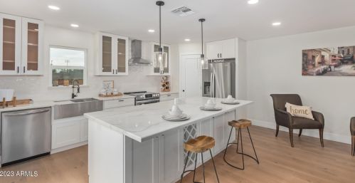 17410 40th Pl, Phoenix, AZ 85032-2201