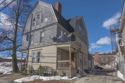 47 Manchester St, Lawrence MA  01841-3018 exterior