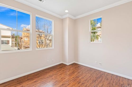 2 Ladypalm, Irvine CA 92618-4078 exterior