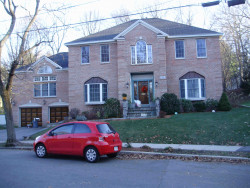 39 Village Cir, Newton, MA 02459-3069