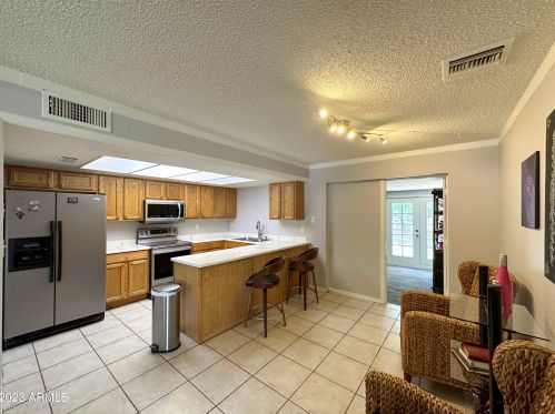 11033 39th Dr, Phoenix AZ  85029-3855 exterior