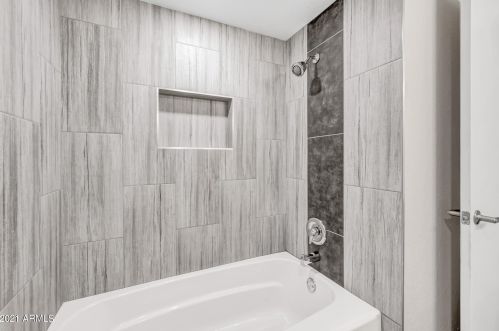 19245 17th Dr, Phoenix AZ  85027-5309 exterior