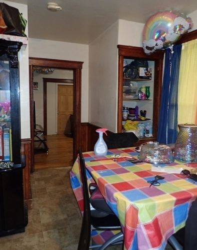 30 St, Worcester MA 01604-4413 exterior