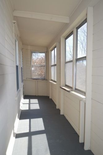 4 Maxwell Ct, Worcester MA 01607-1016 exterior