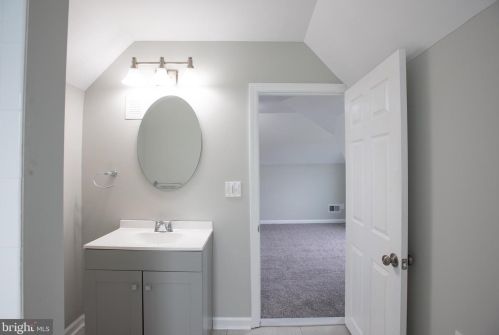 128 Edith Ave, West Deptford NJ 08096-3521 exterior