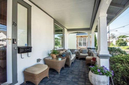 70 High St, Belleville, NJ 07109-3258