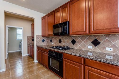 6311 Carnaby Ln, Richmond TX 77471-4588 exterior