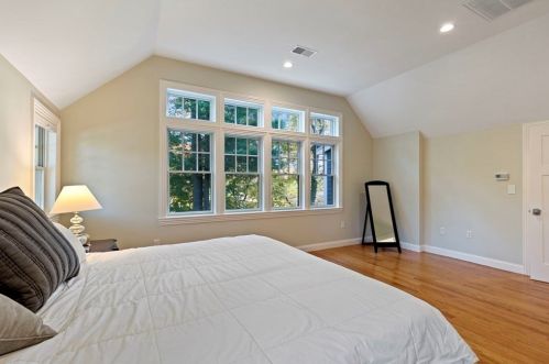 82 Day St, Newton MA 02466-2906 exterior