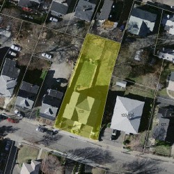 139 Pearl St, Newton MA 02458-1443 aerial view