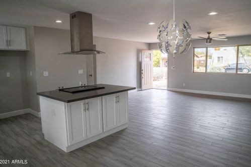 3643 Beverly Ln, Phoenix AZ 85032-3409 exterior