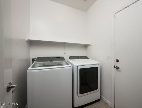 509 Beautiful Ln, Phoenix AZ 85041-7621 exterior